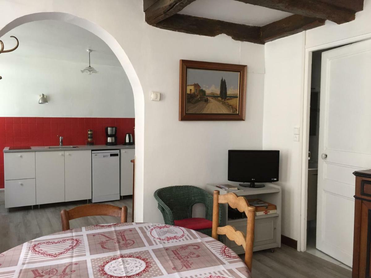 Chez Annette Apartment Honfleur Bagian luar foto