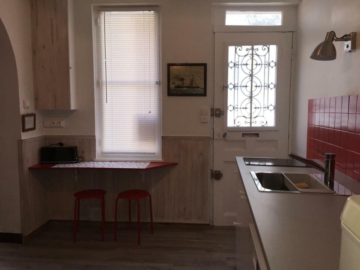 Chez Annette Apartment Honfleur Bagian luar foto